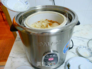 银耳雪梨冰糖水的做法步骤:7