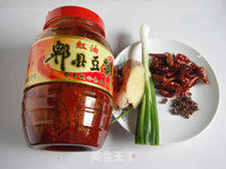 麻辣飘香—红油鱼片火锅的做法步骤:2