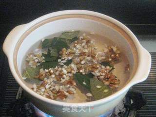 枇杷花糯米粥的做法步骤:3