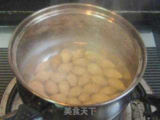 百合花白果糯米粥的做法步骤:2