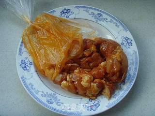 【DIY新奥尔良烤肉披萨】:中国味---麻辣鸡丁披萨的做法步骤:15