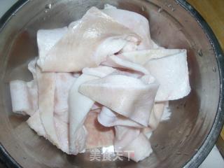 双色猪皮冻的做法步骤：1