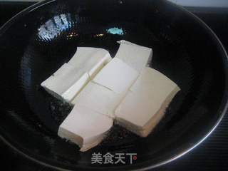 肉丝煎豆腐的做法步骤：1