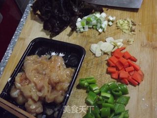 鱼香鸡肉的做法步骤：4