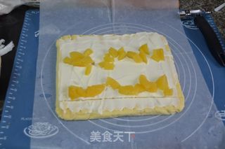 巧虎彩绘蛋糕卷的做法步骤：12