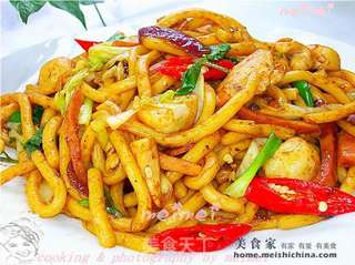 回忆还记得 ~~ 来碗乌冬面@@黑椒猪肉炒乌冬面的做法步骤:15