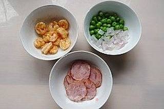 【DIY新奥尔良烤肉批萨】鲜虾三角脆底批萨的做法步骤：6