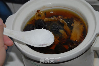 补血的当归红枣乌鸡汤的做法步骤:7