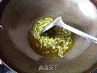 补血明目的幼儿贫血主食--------胡萝卜肝泥碎面浓羹的做法步骤:4