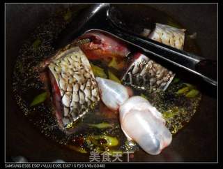 鲤鱼炖豆腐的做法步骤:6