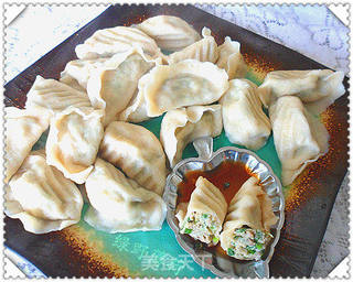 鲅鱼韭菜饺的做法步骤:15