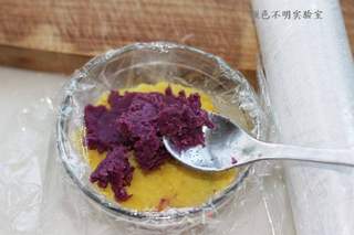 酸奶双色薯泥的做法步骤:7