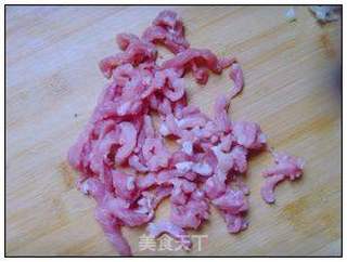 肉炒黄豆芽 。的做法步骤：2