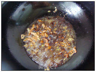 肉炒黄豆芽 。的做法步骤：7