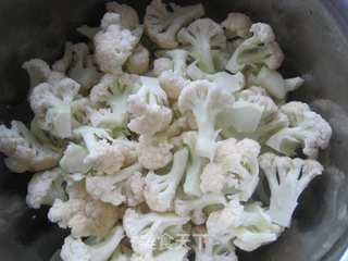 最爱那一抹红--番茄菜花的做法步骤:2