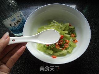 【爽脆莴笋心】的做法步骤:7