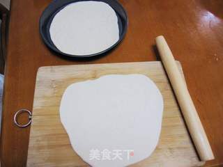 【DIY新奥尔良烤肉披萨】小文子出品~!【DIY火腿双层披萨】的做法步骤:5