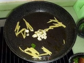 炖红线鱼的做法步骤：3