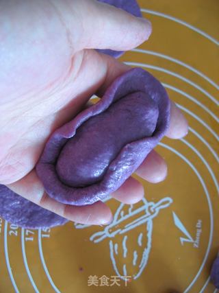 紫色诱惑——【紫薯玫瑰花馒头】的做法步骤:6