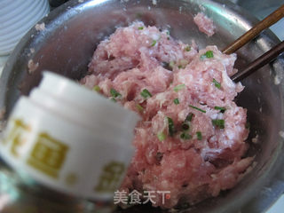 超级好吃的面筋塞肉的做法步骤：3
