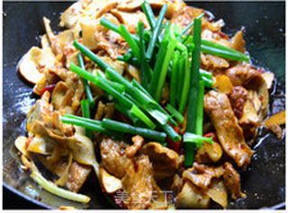 【家常菜】香干炒肉的做法步骤:9