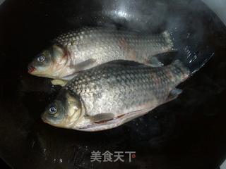 白萝卜丝烧鲫鱼的做法步骤：6