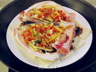 剁椒豆腐蒸大鱼头的做法步骤:12