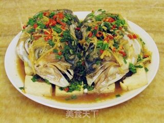 剁椒豆腐蒸大鱼头的做法步骤:20