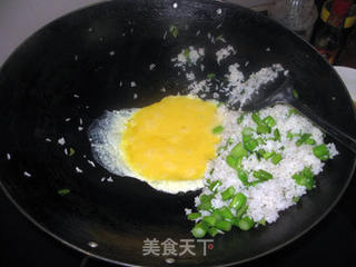 菜心粒鸡蛋炒饭的做法步骤:7