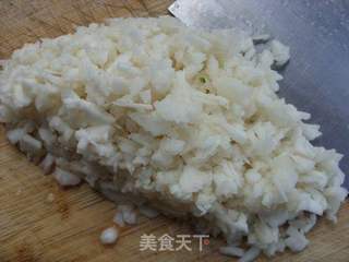 美容又开胃------------番茄马蹄鲜肉羹的做法步骤:3