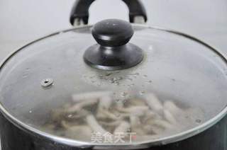 菌菇泡饭的做法步骤:4