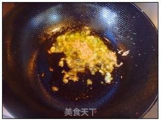 虾皮炒茼蒿 。的做法步骤：3