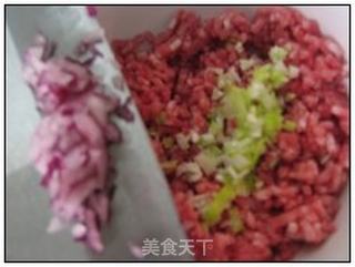 【老北京干炸肉丸子】口口满足的做法步骤:3
