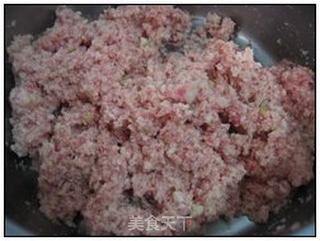 【老北京干炸肉丸子】口口满足的做法步骤:8