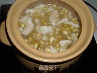 【电磁炉砂锅版】黄豆猪肉煲的做法步骤：5