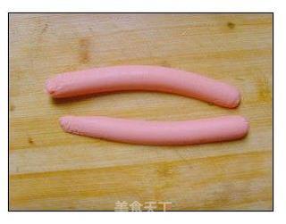 煎饼馃子 。的做法步骤:3