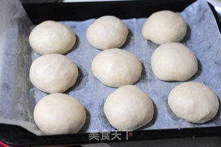 【炼奶胚芽小餐包】的做法步骤：7