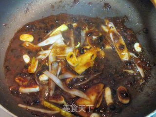 西芹豆干回锅肉的做法步骤：6