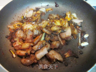 西芹豆干回锅肉的做法步骤:7