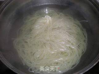 菠菜拌粉丝的做法步骤:9