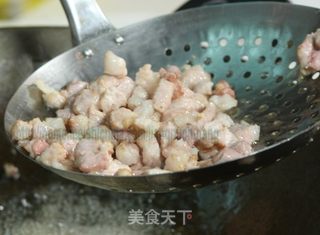 近墨者猪的做法步骤:2