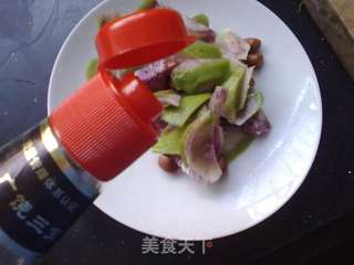 凉拌花生萝卜皮的做法步骤：6