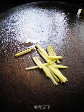 不寒不燥,冬季进补好选择---虫草花蒸鸡的做法步骤:3