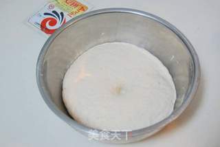 用面粉做出的广东新春意头菜  ——【发财就手卷】的做法步骤：2