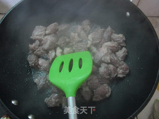 冬季养生菜:红薯炖牛腩的做法步骤:6