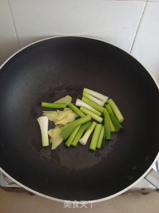 【冬季养生菜】栗子鸽肉煲的做法步骤:5