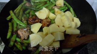 家常菜——芸豆土豆炖排骨的做法步骤：5