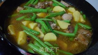 家常菜——芸豆土豆炖排骨的做法步骤：6