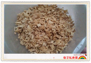 梅州的客家小吃——笋干香菇烧卖的做法步骤:3