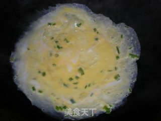 葱花鸡蛋面的做法步骤：3